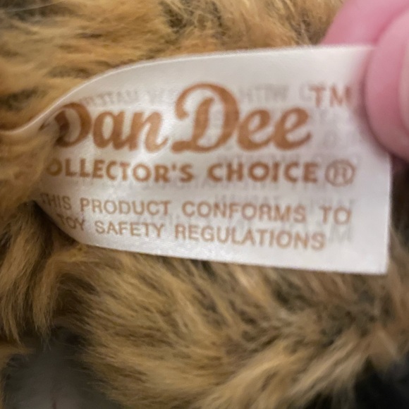 Vintage Dan Dee Collector’s Choice Holiday Bear Red.  16.5” Tall on Stand. - Picture 11 of 12